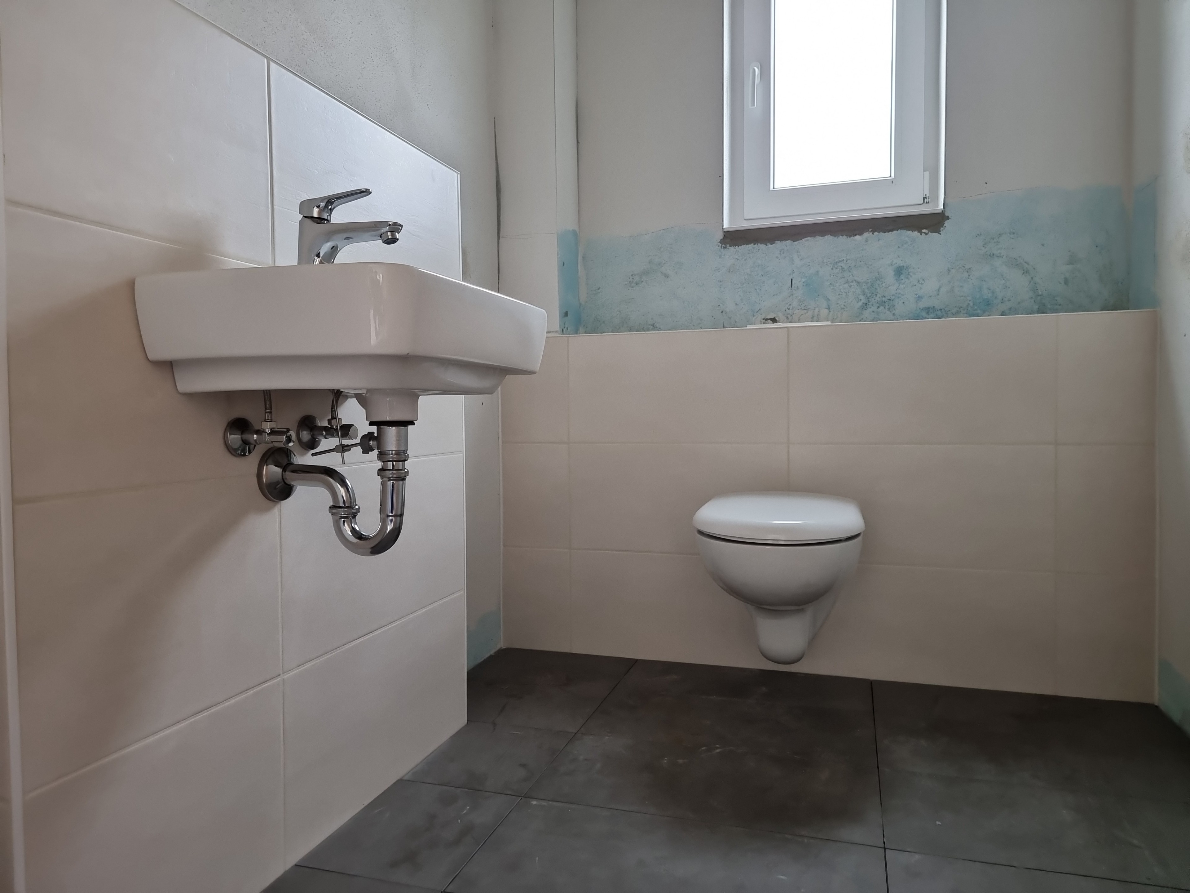 Gäste-WC || Trausnitz Massivhaus