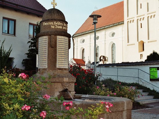 Oberding Kriegerdenkmal