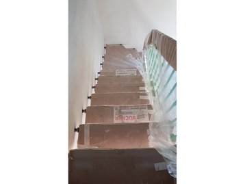 15 - Treppe Ansicht von oben eines schlüsselfertigen Massivhauses in Vilsbiburg