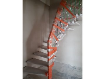 12 - Treppe - schlüsselfertiges Massivhaus in Ergolding bei Landshut