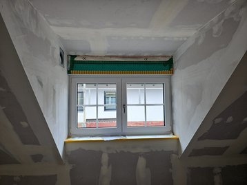 Trockenbaufortschritt bei einem massiven Einfamilienhaus in München