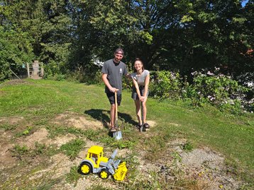 Spatenstich eines schlüsselfertigen Einfamilienhauses in Loiching bei Dingolfing