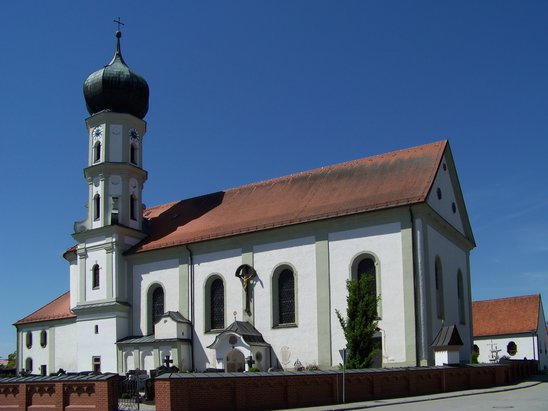 Wallersdorf-Altenbuch-Kirche-Sankt-Rupertus