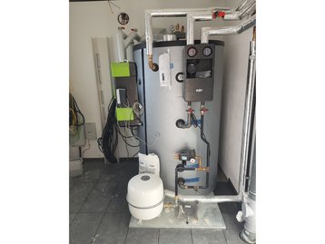 21 - HAR gefliest eines schlüsselfertigen Massivhauses in Vilsbiburg