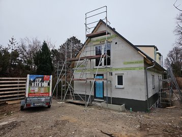 Fenster eingebaut bei einem unterkellerten massiven Einfamilienhauses in München, Waldperlach