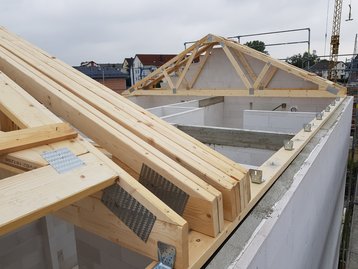 05 - Dachstuhl - schlüsselfertiges Massivhaus in Ergolding bei Landshut