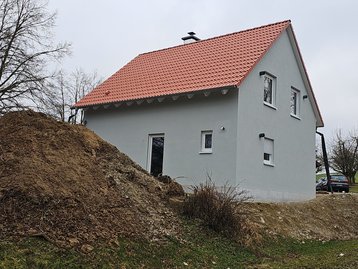 29 - Außenputz getrocknet eines schlüsselfertigen Einfamilienhauses in Loiching bei Dingolfing