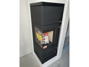 Kamineinsatz eines schlüsselfertigen Einfamilienhauses in Loiching bei Dingolfing